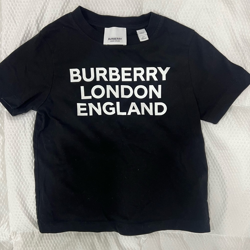 Authentic Burberry kids Black T-shirt 3Y BLE Burberry London England